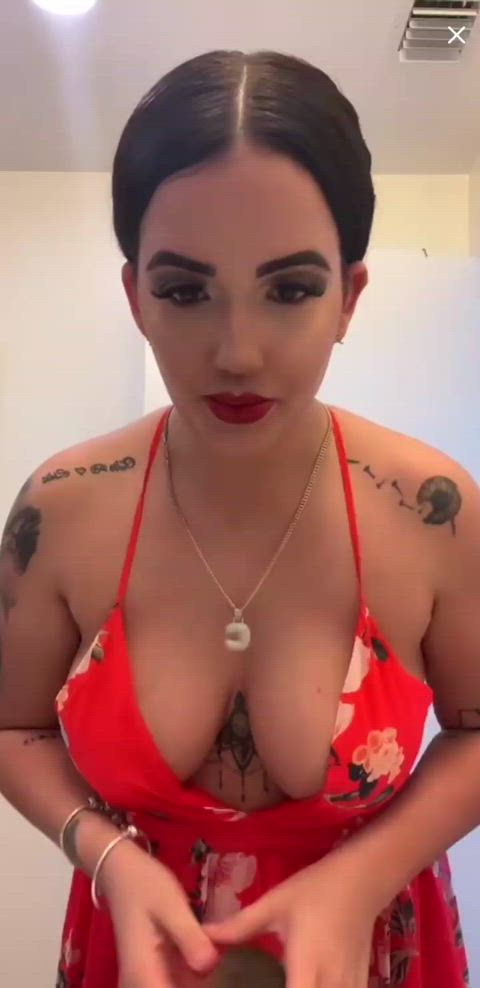 big tits downblouse nipples nipslip tits clip