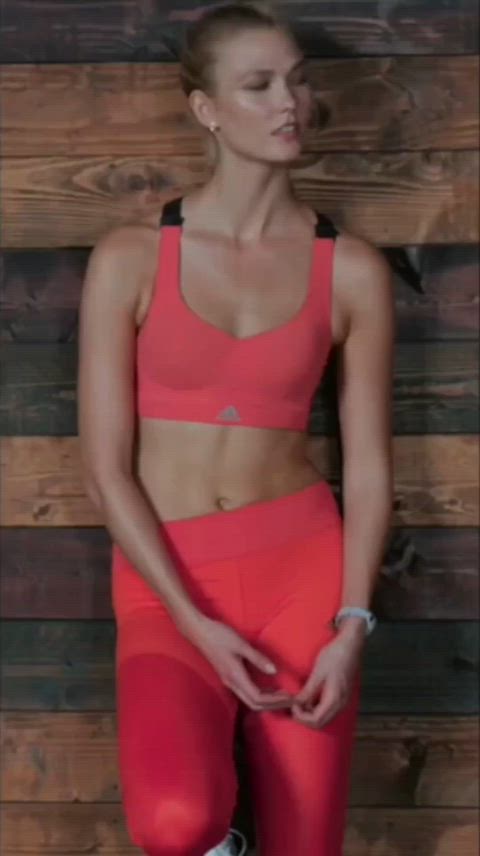 belly button karlie kloss yoga pants belly fitness-girls clip