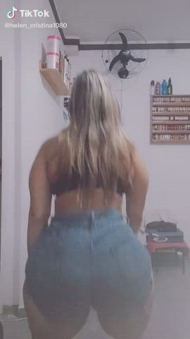 Big Ass Dancing Jeans clip