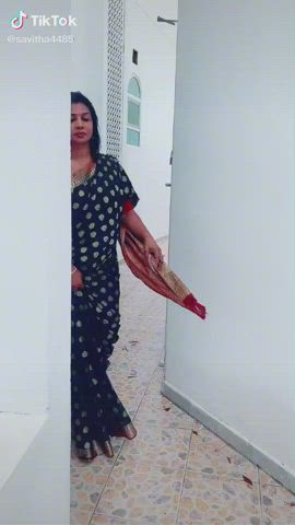 Indian MILF Saree TikTok clip