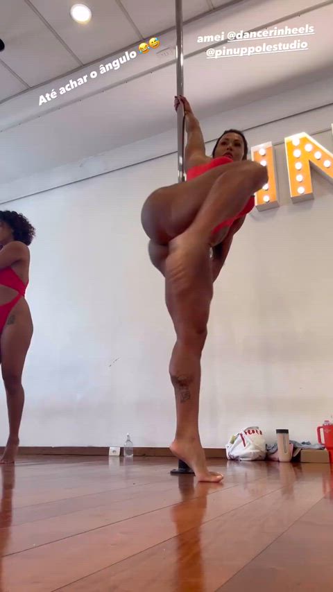 ass big ass big tits brazilian celebrity dancing muscular girl pole dance clip