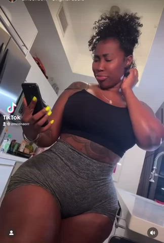 ebony thick twerking clip