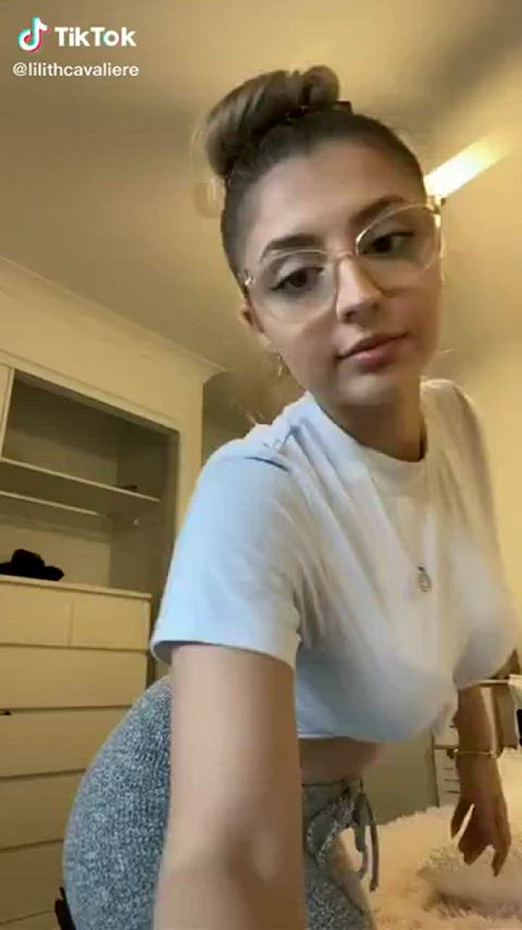 18 years old barely legal booty girls pretty teen tiktok tits clip
