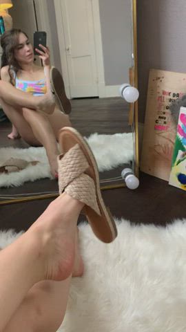 babe foot fetish shoes soles toes clip