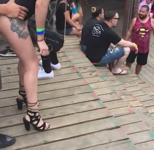 amateur bikini grinding lapdance twerking white girl clip