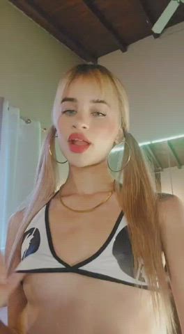 blonde camgirl latina lips pigtails small tits stripchat venezuelan webcam clip