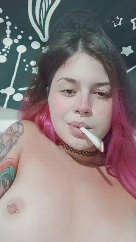 Sexy baby smoker