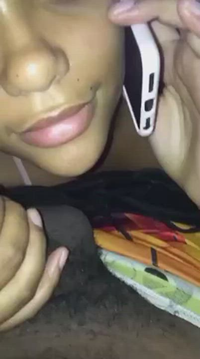 Bihh on the phone while putting that mouf to work😈 Get Video with sound in Comments