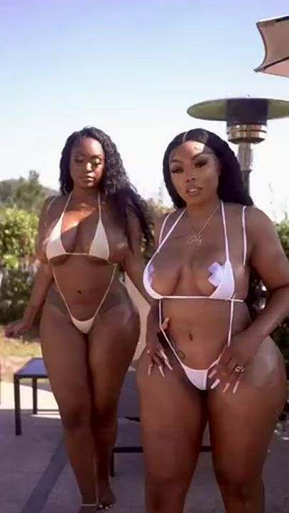 Big Ass Ebony Girlfriends Tease clip