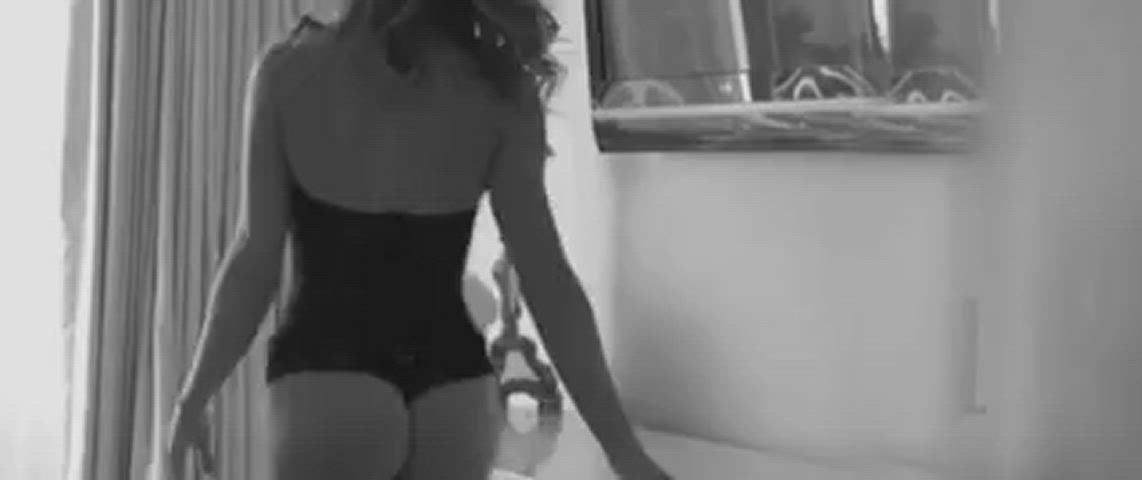 booty celebrity shantel vansanten clip