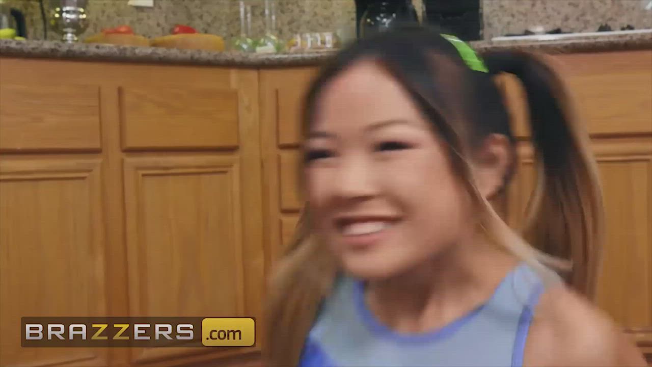 Brazzers Lesbian Lulu Chu Strap On Victoria Cakes clip