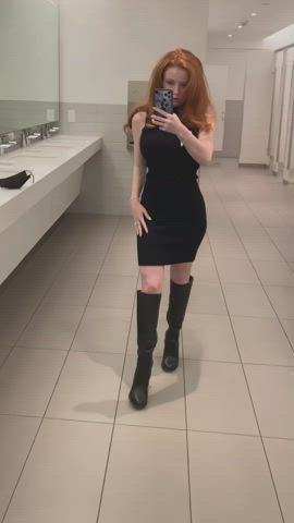 Lets CUM together and worship Francesca Capaldi