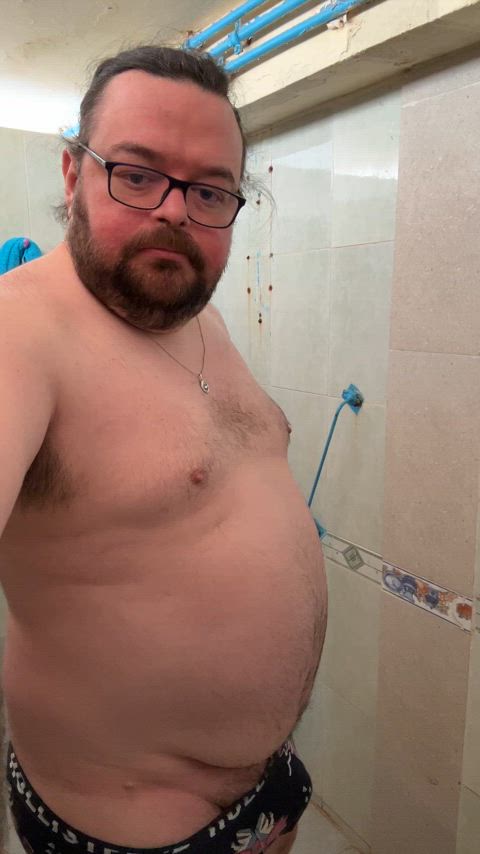 35- I hate take my shower alone. daddy4boys