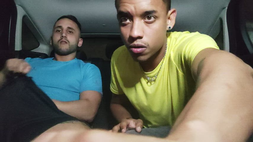 fucking the parking attendant in my car with friend🍆🥵 do you like to see the