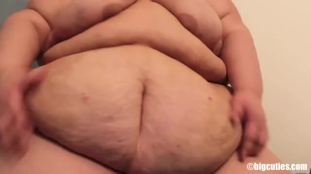 belly button ssbbw solo clip