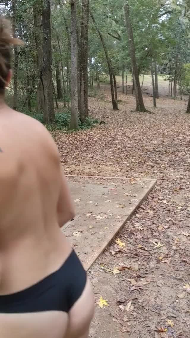 [GIF] my bf made me strip and throw some disc golf naked in this public park yesterday.