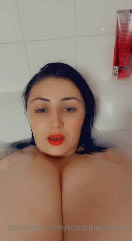 big tits bouncing tits brunette huge tits natural tits onlyfans saggy tits teen white
