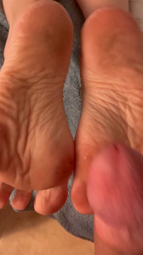 cum on feet dirty feet feet fetish clip