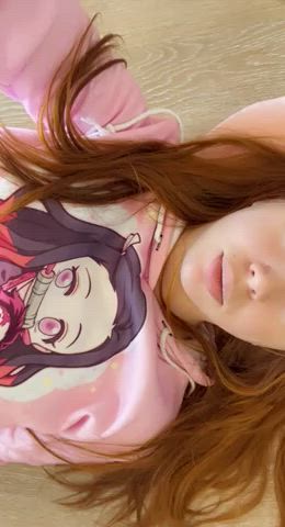 How would you like waking up next to a nerdy girl with a cute little pussy?