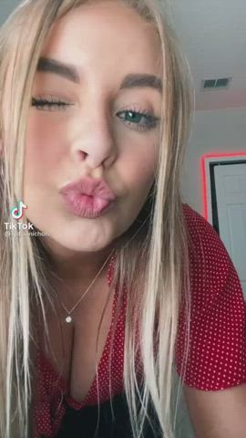 Big Tits Teen TikTok clip