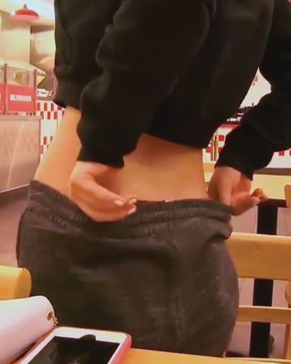 Flashing her ass at the Five Guys [00:42]
