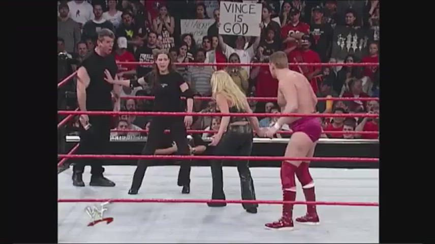 big ass booty jiggling trish stratus clip