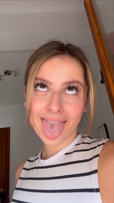 onlyfans teen tongue tongue piercing clip