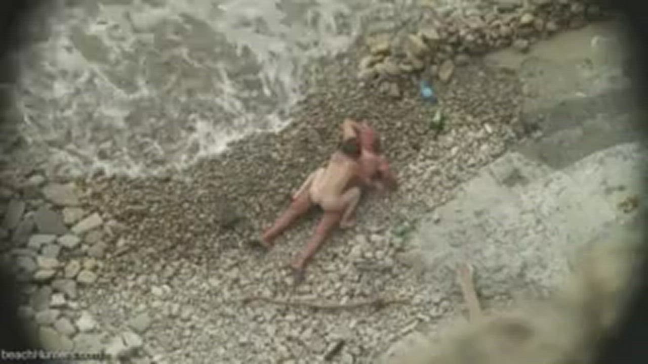 Real Public Sex..Daddy and Daughter Fuck on the Beach.