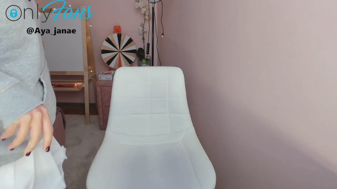 Asian Ass Camgirl Cute OnlyFans Spanked Spanking clip