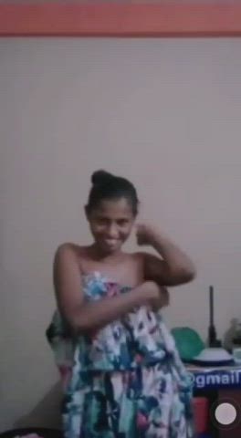 Sri Lankan Girl Remove Clothes in Video Call P2