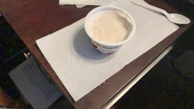 Cum in Yogurt