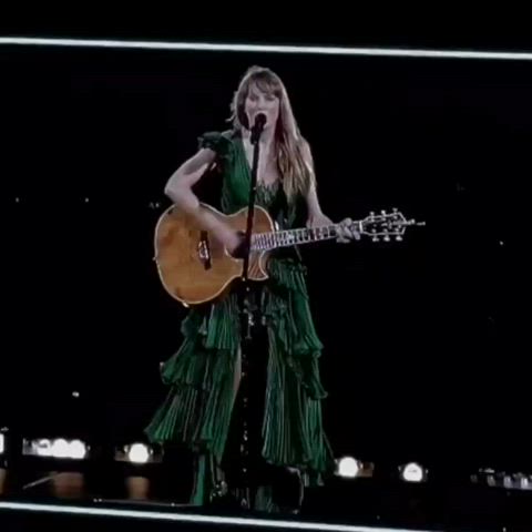 celebrity sexy voice taylor swift clip