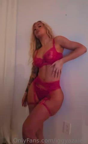 ass big tits blonde cleavage fake tits iggy azalea lingerie onlyfans thick thong