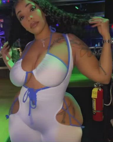 Big Ass Big Tits Harley Dean Nightclub clip