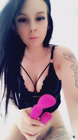 masturbating tattoo slut clip