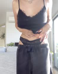 Small waist, big titties