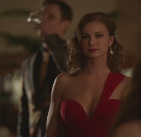 cleavage emily vancamp sexy clip