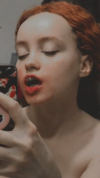 Lips Lipstick Spit clip