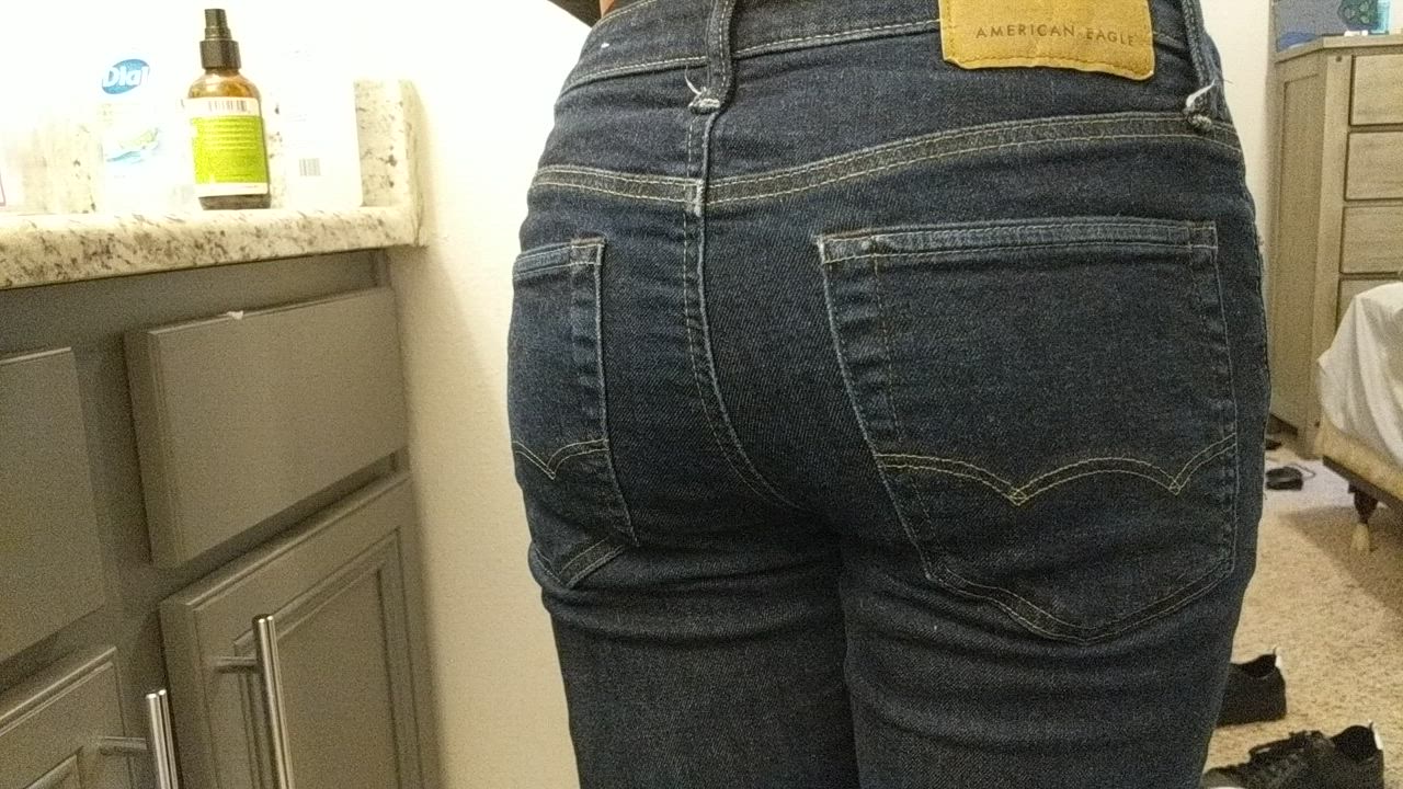 Thing is, Im not wearing girl jeans (Had to repost because I fucked up the quality