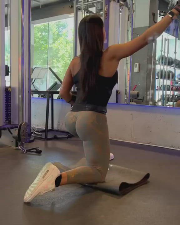 Big Ass Gym Latina clip