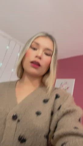 21 years old orgasm white girl clip