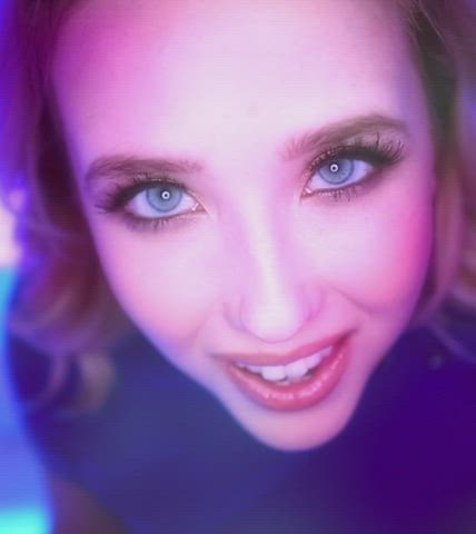 Blowjob Blue Eyes Close Up Eye Contact PMV Samantha Rone Sucking clip