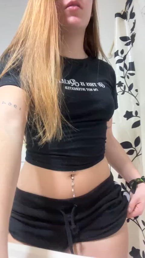 pale redhead shorts thick thighs clip