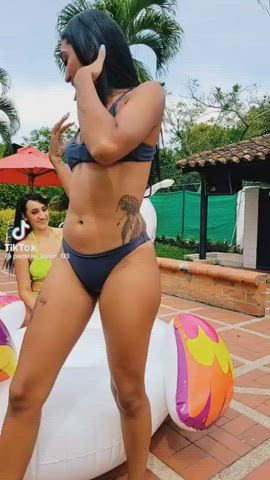 Bikini Spreading TikTok clip