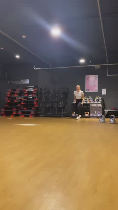 Ass Blonde Workout clip