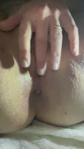 Daddy, please fuck me hard and fill me with cum!