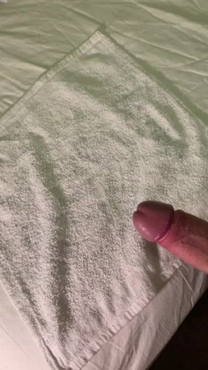 Some people asked if I always cum a lot and the answer is yes