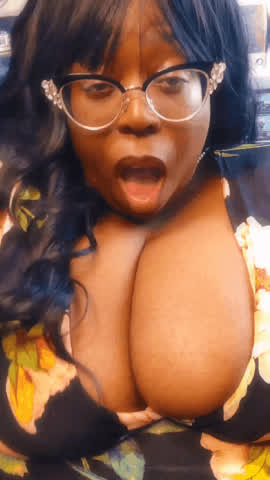 big tits cleavage ebony eye contact glasses jiggling masturbating orgasm clip