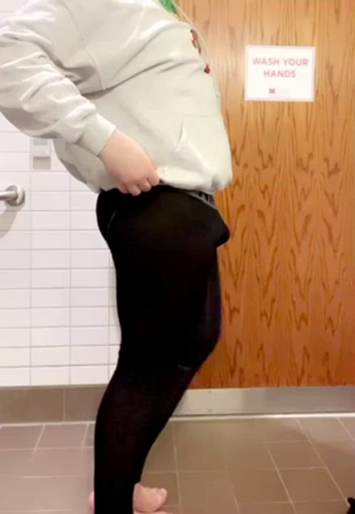 Yes wearing skin tight pants gives me a boner don’t judge me