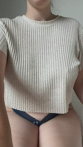 I used to be shy about my tits until I found Reddit [drop]
